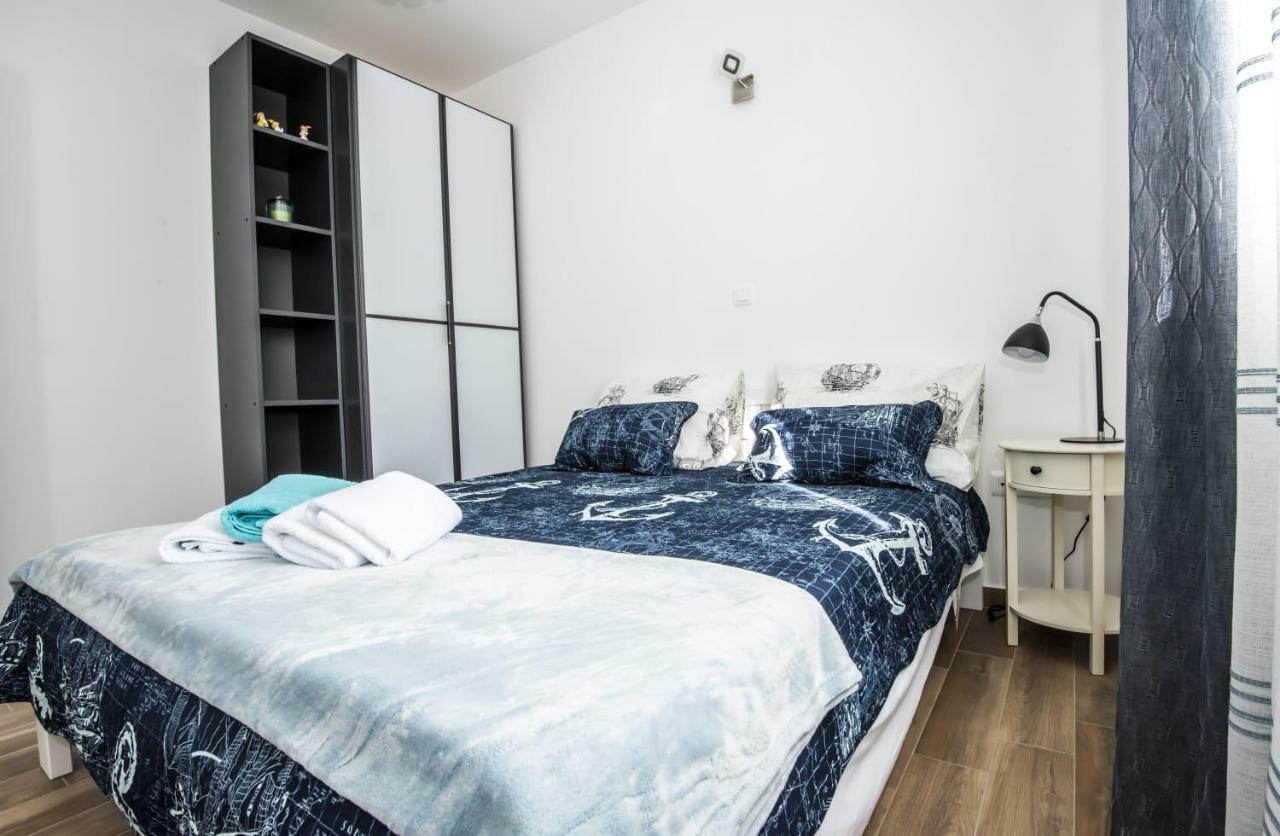 Blue Pearl Apartment Рогозница Экстерьер фото