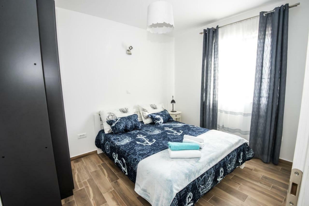Blue Pearl Apartment Рогозница Экстерьер фото