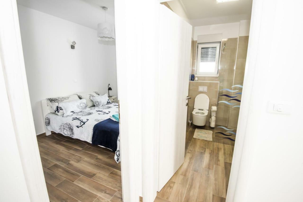 Blue Pearl Apartment Рогозница Экстерьер фото